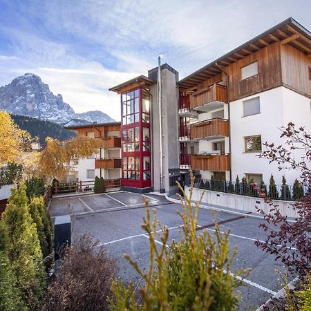 Apartment Lulu Selva di Val Gardena Luaran gambar